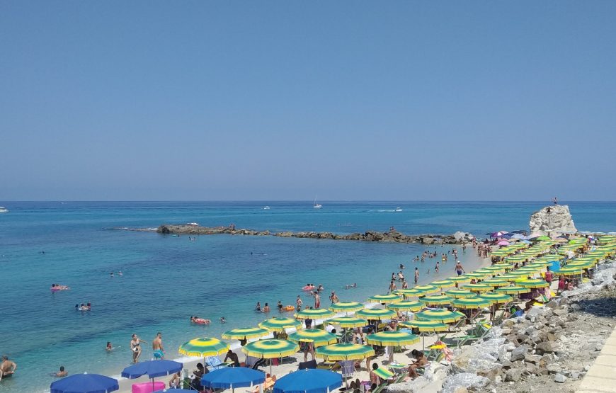 Tropea – Giornata di relax nelle sue splendide spiagge.